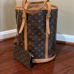 Louis Vuitton Grand Bucket